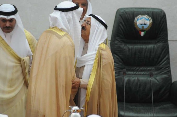 الأمير: الواجب الإنساني العالمي لن يكون على حساب الواجب الأهم في إسعاد شعبنا والارتقاء بمستوى معيشته