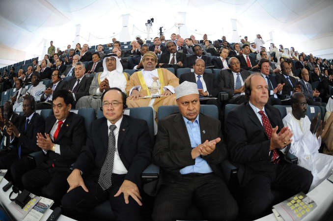 اعضاء السلك الديبلوماسي يحيون صاحب السمو الامير