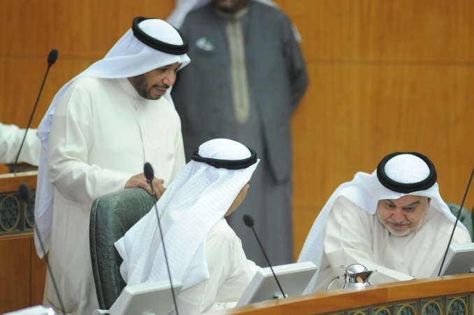 خليل الصالح وجمال العمر وفيصل الدويسان