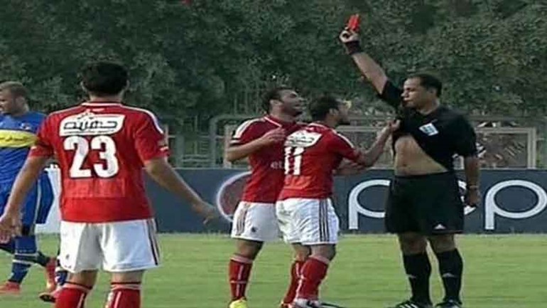 بالفيديو .. اللقطة الأسوأ لنجم الأهلي!