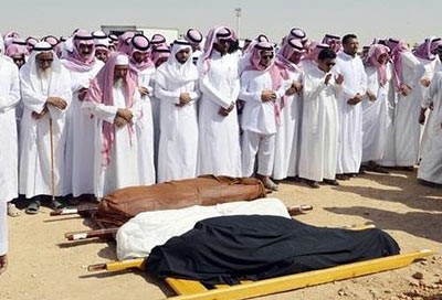 بالصور.. تشييع جثماني فهد وفيصل شقيقي يزيد الراجحي بالرياض