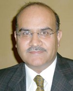 د عادل الحنيان