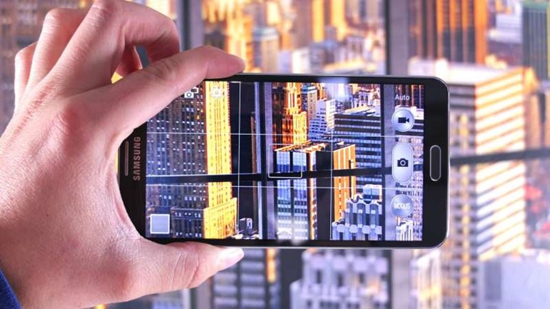 كاميرا «Samsung Galaxy Note 4» تتفوق على «iPhone 6».. وإليك الدليل
