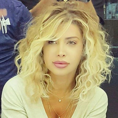 صورة: تيا تتفوق على أمها نوال الزغبي بشعرها الذهبي الفتان