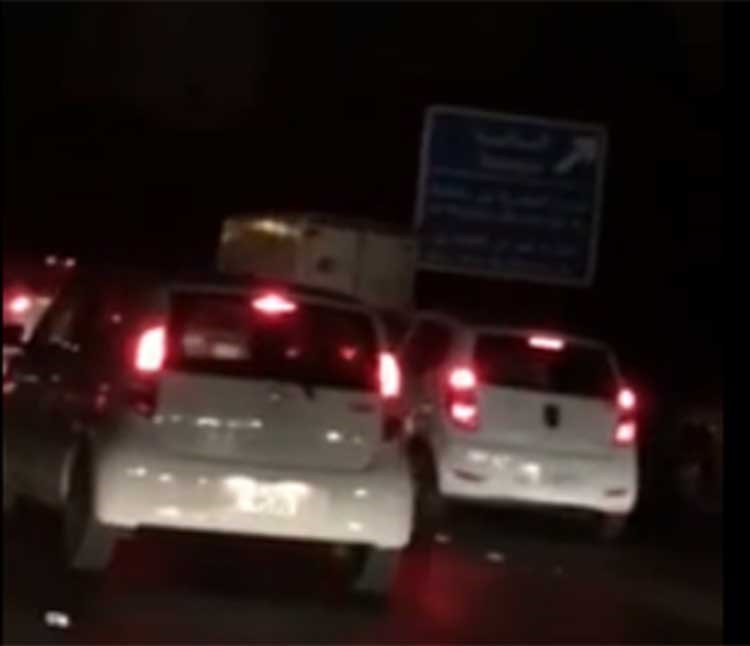 بالفيديو.. انقطاع الكهرباء في منطقة الجابرية أمام مستشفى الهادي 