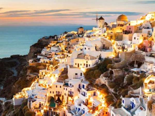 أجمل 10 جزر حول العالم لقضاء العطلات وشهر العسل