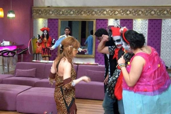 بالفيديو والصور.. هكذا أحتفل طلاب ستار أكاديمي بـ"الهالوين"