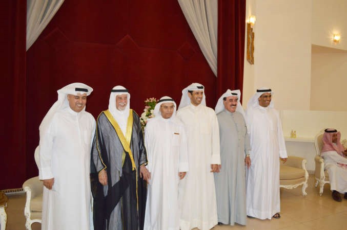 عبدالرحمن الغنيم وعبدالعزيز الغنام يهنئان ﻿