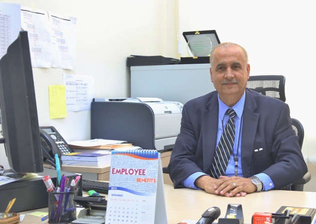 البروفيسور جهاد ياسين﻿