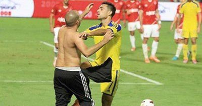 جماهير هابويل تعتدى على لاعبى مكابى