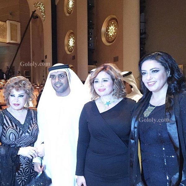 بالصور.. أناقة إلهام شاهين تلفت الانتباه بحفل ختام مهرجان أبوظبي