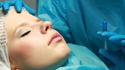 بالفيديو.. صيحة جديدة في عالم التجميل.. مظهر مثالي لجانب الوجه