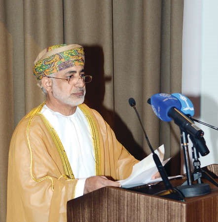د حمد بن سيف الهمامي يلقي كلمته﻿