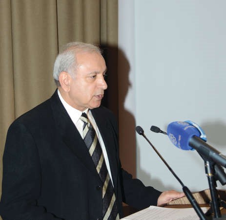 بدر العيسى يلقي كلمته﻿