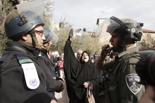 فلسطيني يدهس إسرائيليين في القدس.. والأردن يستدعي سفيره في تل أبيب  ويشكوها إلى مجلس الأمن