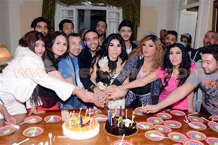 بالصور.. غادة إبراهيم تحتفل بعيد ميلادها