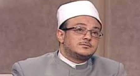 بالفيديو.. داعية مصري: الجماع بين رجل أعزب وامرأة عزباء ليس زنا 