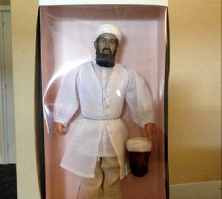"عين الشيطان".. دمية بن لادن بالمزاد بعد تخلي CIA عن خطة "تخويف" أطفال أفغانستان