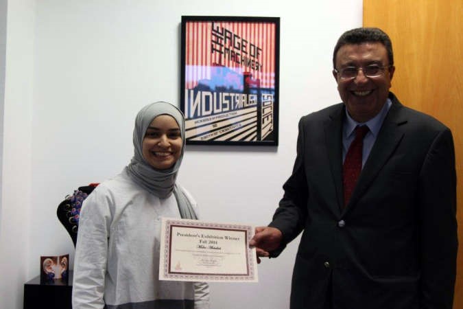 د نزار حمزة مكرما الطالبة مها عبدالله﻿