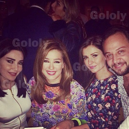 بالصور.. مكسيم خليل يحتفل بعيد ميلاده مع كندة علوش وسيرين عبدالنور