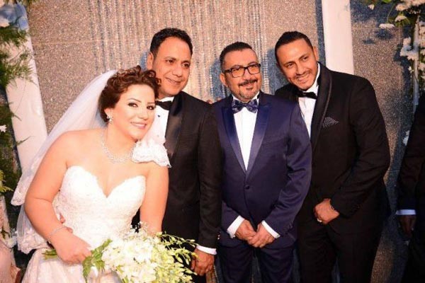 هاني ونصر وامير محروس مع العروس
