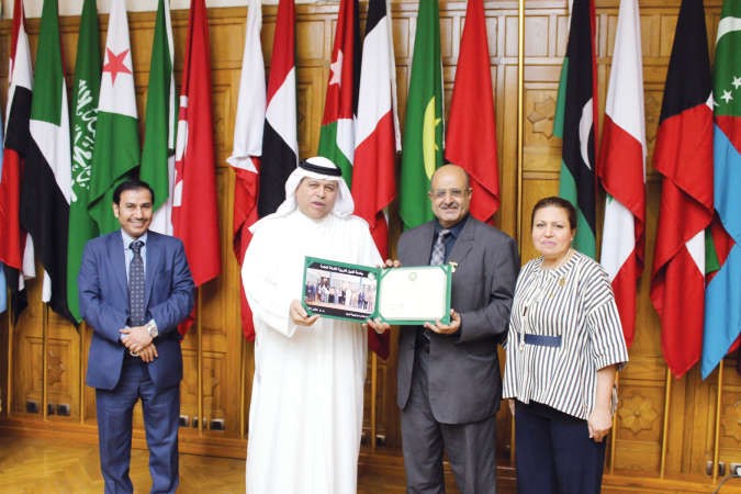 السفير عدنان الخضير وماجد الرشدان وهدى الزيدناصر عبدالسيد
