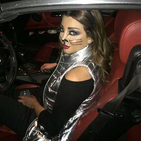 صورة: أخت هيفاء وهبي تسحر متابعيها بماكياج القطة