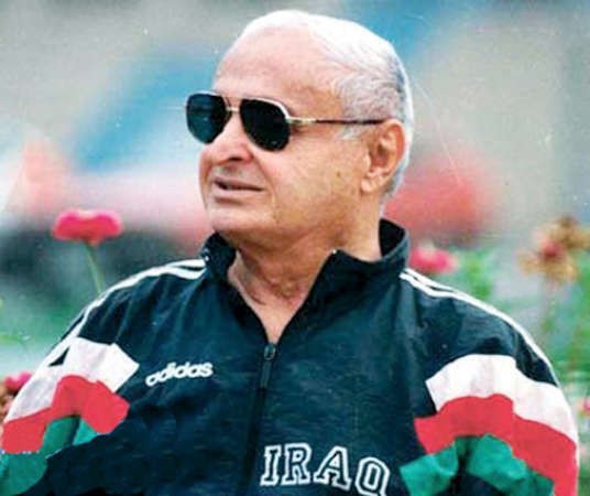 عمو بابا صانع مجد  المنتخب العراقي