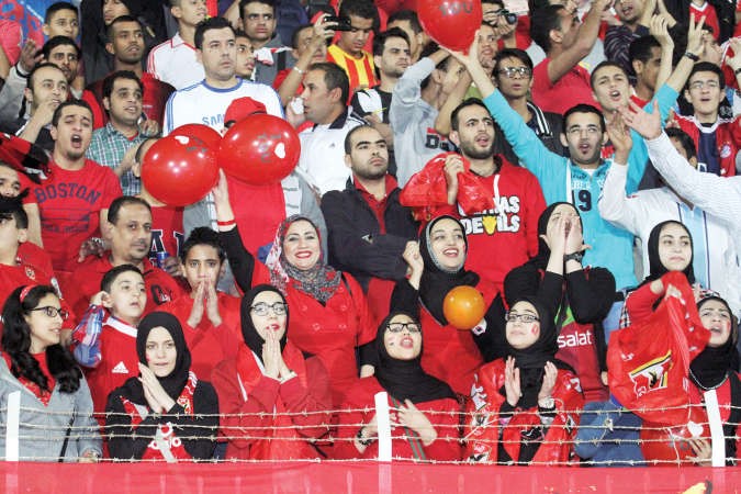 جماهير الاهلي حضرت بكثافة الى ستاد صباح السالم﻿