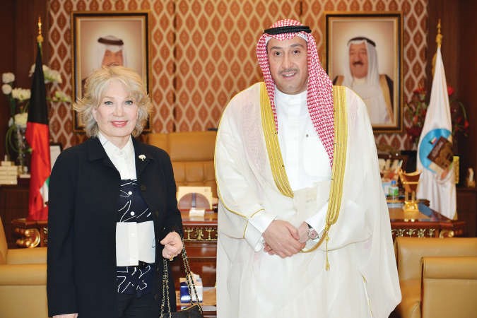 الشيخ فيصل الحمود مستقبلا ندوه القره غولي﻿