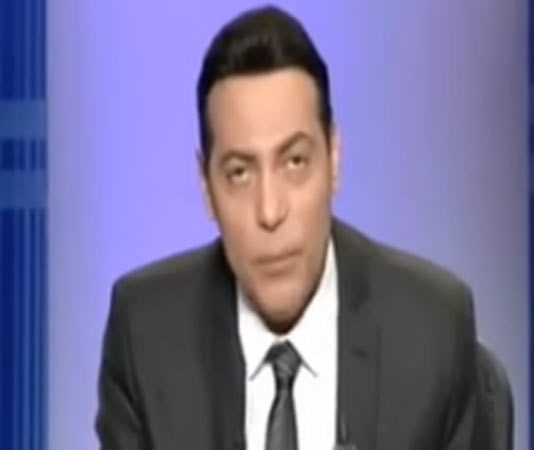 بالفيديو.. شاهد رد فعل «إعلامي مصر» على واقعة سرقة مبيض فتاة