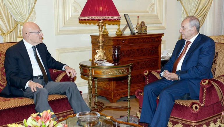 رئيس مجلس النواب نبيه بري مستقبلا رئيس مجلس الوزراء تمام سلام في عين التينة محمود الطويل