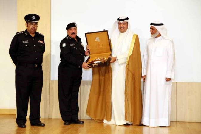 درع الى اللواء العلي مقدمة من الشيخ مشعل الجابر