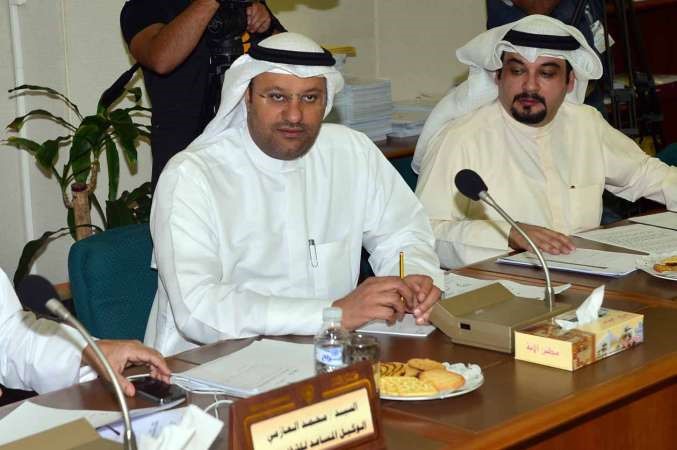 د علي العبيدي خلال الاجتماع