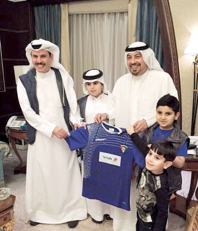 الشيخ دطلال الفهد مع مسلمان بن عبدالعزيز البدران ﻿