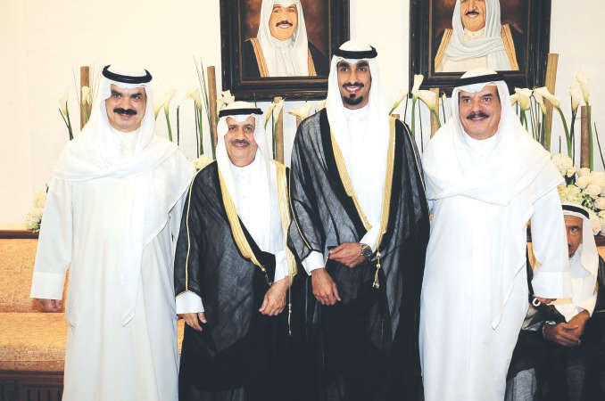 خالا المعرس عبدالعزيز وحمد الدرباس يباركان
﻿