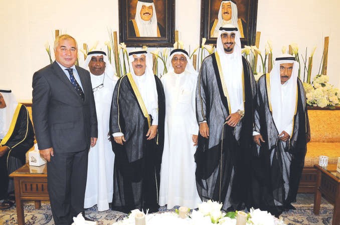 عبدالعزيز الفوزان وسفير طاجيكستان يباركان
﻿