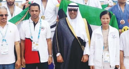 الفهد يشيد بتطور الالعاب الشاطئية