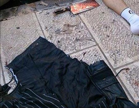 بالفيديو والصور.. فلسطينيان يقتلان 5 اسرائيليين بالسواطير