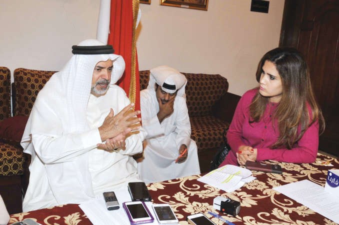 السفير الشيخ خليفة ال خليفة يتحدث للزميلة بيان عاكوم﻿