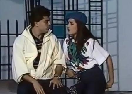 بالفيديو.. شريهان تعرض فيديو قديم جمعها وعمرو دياب في أول وآخر لقاء فني