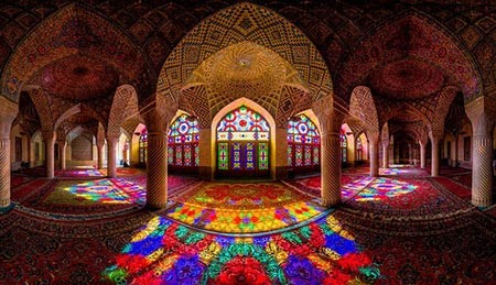 صورة بانورامية لمسجد ناصر الملك، شيراز، ايران