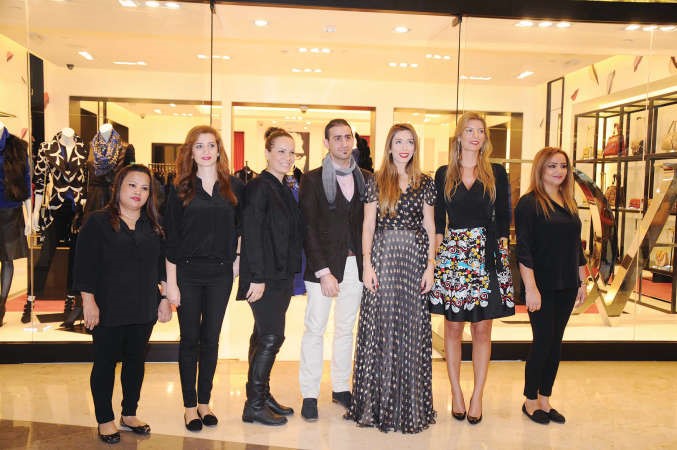 لقطة للذكرى بمناسبة اطلاق تشكيلة DVF محمد خلوصي
