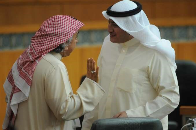 عسكر العنزي ودعبدالحميد دشتي
﻿