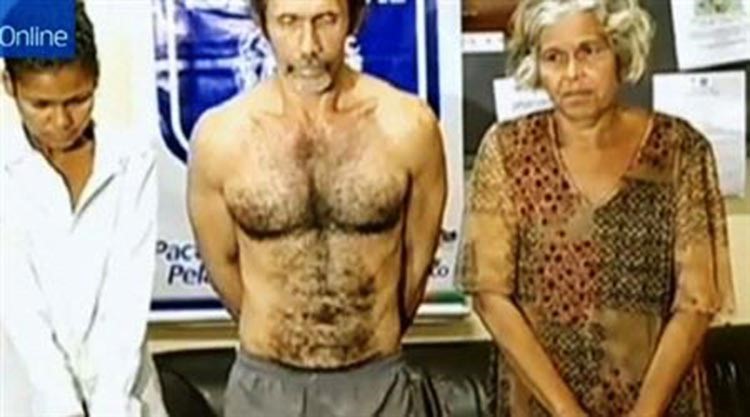 بالفيديو.. محاكمة ثلاثي يقتل النساء ويصنع الفطائر بلحومهن