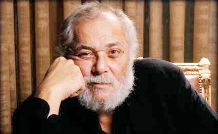 محمود عبدالعزيز﻿
