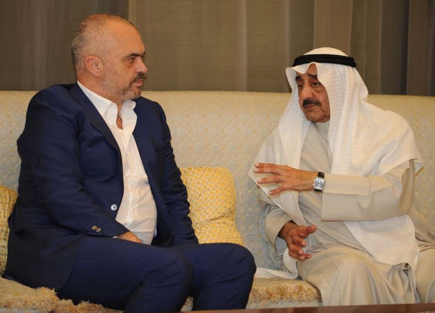 حديث بين الخرافي ولاما هاني الشمري
