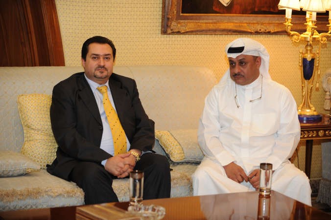 عبدالمحسن الخرافي واحد اعضاء الوفد الالباني
