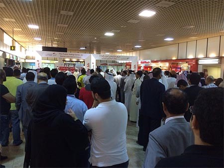 البحرين: إقبال «بكثافة» على التصويت في الانتخابات البرلمانية ونسبة المشاركة في الخارج 3 أضعاف مثيلتها في 2010 