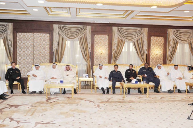  ماحمد المنفوحي ومفيصل الجمعة وماحمد الهزيم وعدد من القيادات الامنية في المحافظة 	قاسم باشا﻿
